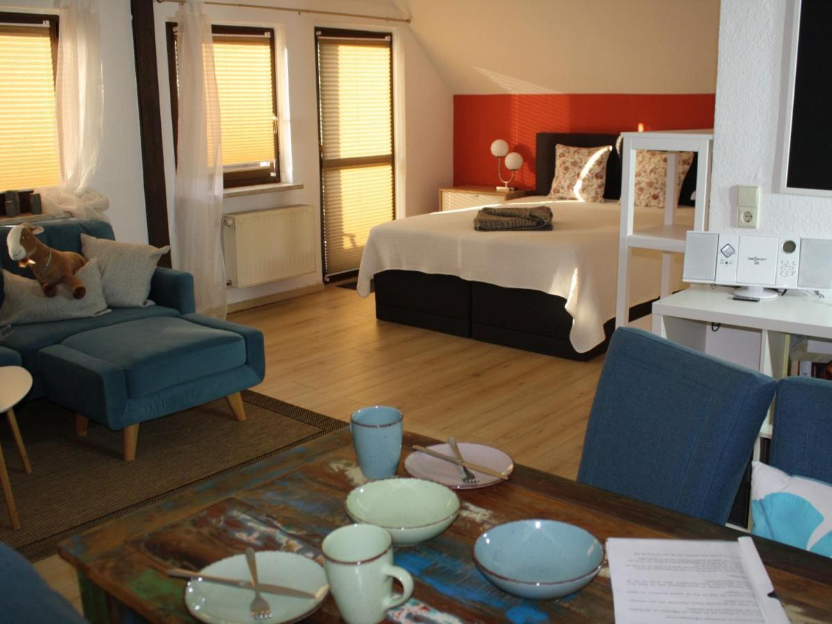 Ferienwohnung Zu den grauen Ziegenböcken Serba Exterior foto