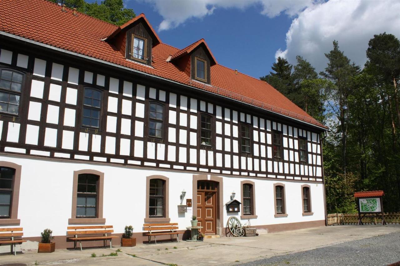 Ferienwohnung Zu den grauen Ziegenböcken Serba Exterior foto